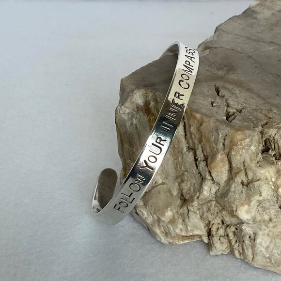 Sterling Silver 925 Stamped “Follow Your Inner Compass” Oval Cuff Bracelet 6.75" - Picture 12 of 16